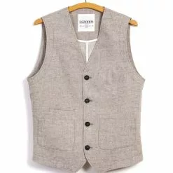HALFDAN | Classic Waistcoat | Beach